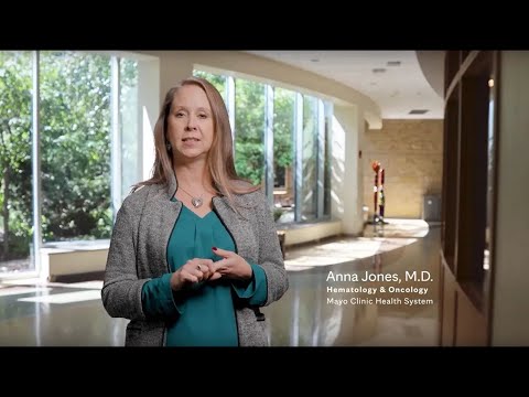 Understanding Bone Marrow Cancer: Symptoms and Treatment Options