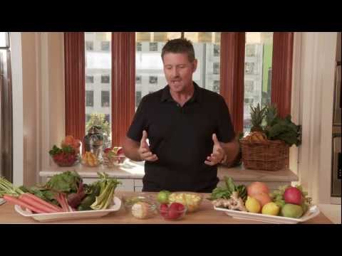 Juicing for Health: Benefits and Considerations to Know